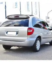 CHRYSLER Grand Voyager 2.5 CRD cat LS rif. 6978926