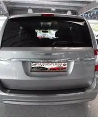 Chrysler Grand Voyager Chrysler Grand Voyager 3.6L * 2xDVD * Camera * GPL