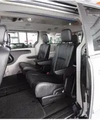 Chrysler Grand Voyager Chrysler Grand Voyager 3.6L * 2xDVD * Camera * GPL