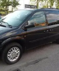 Chrysler Voyager 2.5 CRD cat LE Chrysler Voyager 2.5 CRD cat LE