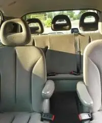 Chrysler Voyager 2.5 CRD cat LE Chrysler Voyager 2.5 CRD cat LE