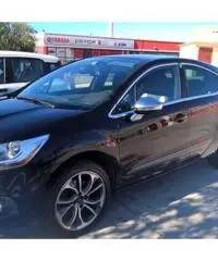 Citroen DS4 2.0 HDi 166 cv 2011 70.000 km Citroen DS4 2.0 HDi 166 cv 2011 70.000 km