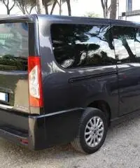Citroen Jumpy 2.0 HDi/125 FAP Multispace Exclusive 9P TI L1 Citroen Jumpy 2.0 HDi/125 FAP Multispace Exclusive 9P TI L1