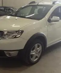 Dacia Sandero Stepway 1.5 DCI 90cv Prestige Dacia Sandero Stepway 1.5 DCI 90cv Prestige