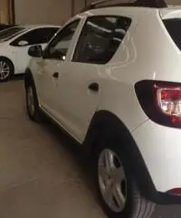 Dacia Sandero Stepway 1.5 DCI 90cv Prestige Dacia Sandero Stepway 1.5 DCI 90cv Prestige