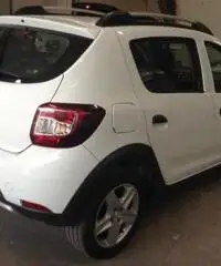 Dacia Sandero Stepway 1.5 DCI 90cv Prestige Dacia Sandero Stepway 1.5 DCI 90cv Prestige