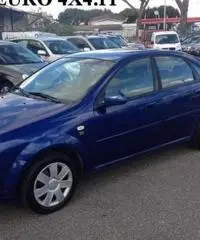 DAEWOO Nubira 1.6i 16V cat 4 porte gpl clima rif. 7045425