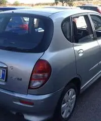 Daihatsu Sirion 1.3i 16V cat 4WD CX Seqtronic