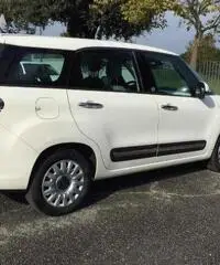 Fiat 500L 1.6 Multijet 105 CV Pop Star Fiat 500L 1.6 Multijet 105 CV Pop Star
