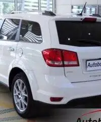 FIAT FREEMONT 2.0 MJT AWD LOUNGE 4X4 7 POSTI AUTOMATICA 170 CV FIAT FREEMONT 2.0 MJT AWD LOUNGE 4X4 7 POSTI AUTOMATICA 170 CV