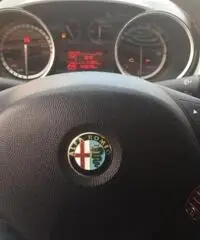 ALFA ROMEO Giulietta 1.6 JTDm-2 105 CV Distinctive rif. 7191125 ALFA ROMEO Giulietta 1.6 JTDm-2 105 CV Distinctive rif. 7191125