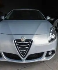 ALFA ROMEO Giulietta 2.0 JTDm-2 150 CV Distinctive,KM CERTIFICATI rif. 7110482 ALFA ROMEO Giulietta 2.0 JTDm-2 150 CV Distinctive,KM CERTIFICATI rif. 7110482