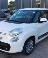 Fiat 500L 1.6 Multijet 120 CV Pop Star Fiat 500L 1.6 Multijet 120 CV Pop Star