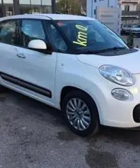 Fiat 500L 1.6 Multijet 120 CV Pop Star Fiat 500L 1.6 Multijet 120 CV Pop Star
