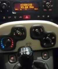 Fiat New Panda 0.9 TwinAir Turbo Natural Power Easy Fiat New Panda 0.9 TwinAir Turbo Natural Power Easy