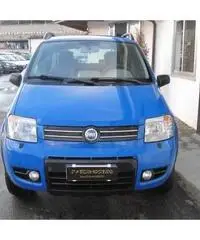 Fiat Panda 1.3 MJT 16V 4X4 Climbing Fiat Panda 1.3 MJT 16V 4X4 Climbing