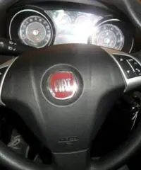FIAT Punto Evo 1.3 Mjt 75 CV DPF 5 porte S&S Dynamic rif. 7135298 FIAT Punto Evo 1.3 Mjt 75 CV DPF 5 porte S&S Dynamic rif. 7135298