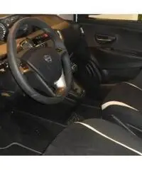 Lancia Ypsilon 1.2 69 CV 5 porte Gold Lancia Ypsilon 1.2 69 CV 5 porte Gold