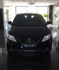 Lancia Ypsilon 1.3 MJT 95 CV 5p. S&S Silver Lancia Ypsilon 1.3 MJT 95 CV 5p. S&S Silver
