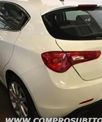 ALFA ROMEO Giulietta 1.6 JTDm 120 CV Super rif. 7192910 ALFA ROMEO Giulietta 1.6 JTDm 120 CV Super rif. 7192910