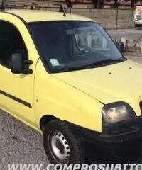 FIAT Doblo Doblò 1.9 JTD cat Cargo Lamierato SX rif. 7196102 FIAT Doblo Doblò 1.9 JTD cat Cargo Lamierato SX rif. 7196102