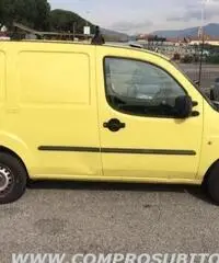 FIAT Doblo Doblò 1.9 JTD cat Cargo Lamierato SX rif. 7196102 FIAT Doblo Doblò 1.9 JTD cat Cargo Lamierato SX rif. 7196102