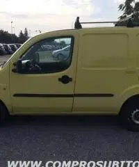 FIAT Doblo Doblò 1.9 JTD cat Cargo Lamierato SX rif. 7196102 FIAT Doblo Doblò 1.9 JTD cat Cargo Lamierato SX rif. 7196102