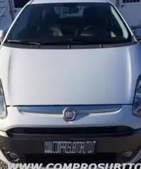 FIAT Punto Evo 1.4 3 porte Dynamic Natural Power rif. 7192895 FIAT Punto Evo 1.4 3 porte Dynamic Natural Power rif. 7192895
