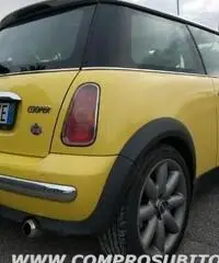 MINI Mini Mini 1.6 16V Cooper rif. 7196107 MINI Mini Mini 1.6 16V Cooper rif. 7196107