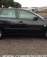 SEAT Ibiza 1.9 TDI 130CV 5p. Sport rif. 7196101 SEAT Ibiza 1.9 TDI 130CV 5p. Sport rif. 7196101