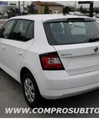 SKODA Fabia 1.0 MPI 60 CV Active rif. 7192890 SKODA Fabia 1.0 MPI 60 CV Active rif. 7192890