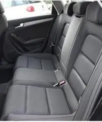 Audi A4 Avant 2.0 Tdi 143cv Multitronic con NAVI Audi A4 Avant 2.0 Tdi 143cv Multitronic con NAVI