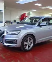 AUDI Q7 e-tron 3.0 TDI quattro tiptronic Busi rif. 6976518 AUDI Q7 e-tron 3.0 TDI quattro tiptronic Busi rif. 6976518
