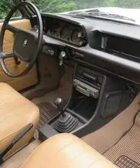 BMW 2002 1502 TARGHE ORIGINALI E LIBRETTI rif. 6971624 BMW 2002 1502 TARGHE ORIGINALI E LIBRETTI rif. 6971624