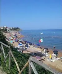 Affitta camera a 50 metri dal mare di CAPO RIZZUTO Affitta camera a 50 metri dal mare di CAPO RIZZUTO