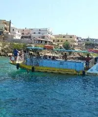 Affitta camera a 50 metri dal mare di CAPO RIZZUTO Affitta camera a 50 metri dal mare di CAPO RIZZUTO