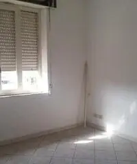 GIOIA TAURO VENDE: Appartamento in Via R. Margherita (zona c GIOIA TAURO VENDE: Appartamento in Via R. Margherita (zona c