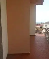GIOIA TAURO VENDE: Appartamento in Via R. Margherita (zona c GIOIA TAURO VENDE: Appartamento in Via R. Margherita (zona c