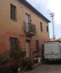 GIOIA TAURO VENDE: stabile in via Bengasi, 19 a due passi da GIOIA TAURO VENDE: stabile in via Bengasi, 19 a due passi da