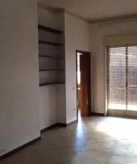 GIOIA TAURO VENDE: Appartamento in Via SS 111 (zona strategi GIOIA TAURO VENDE: Appartamento in Via SS 111 (zona strategi