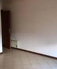 GIOIA TAURO VENDE: Appartamento in Via SS 111 (zona strategi GIOIA TAURO VENDE: Appartamento in Via SS 111 (zona strategi