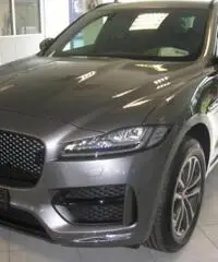 JAGUAR F-Pace 2.0d 180 CV AWD aut. R-Sport rif. 7090480 JAGUAR F-Pace 2.0d 180 CV AWD aut. R-Sport rif. 7090480