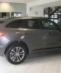 JAGUAR F-Pace 2.0d 180 CV AWD aut. R-Sport rif. 7090480 JAGUAR F-Pace 2.0d 180 CV AWD aut. R-Sport rif. 7090480