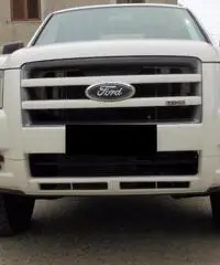 FORD Ranger 2.5 TDCi (143CV) Double Cab XLT 5 p.ti rif. 6886014 FORD Ranger 2.5 TDCi (143CV) Double Cab XLT 5 p.ti rif. 6886014