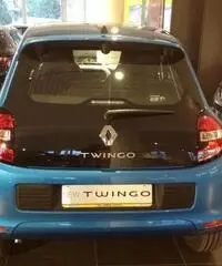 RENAULT Twingo SCe Zen Sce 69 Euro 6 con copriruota 15' rif. 7166869 RENAULT Twingo SCe Zen Sce 69 Euro 6 con copriruota 15' rif. 7166869