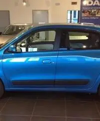RENAULT Twingo SCe Zen Sce 69 Euro 6 con copriruota 15' rif. 7166869 RENAULT Twingo SCe Zen Sce 69 Euro 6 con copriruota 15' rif. 7166869