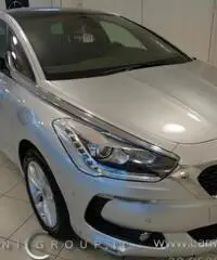 DS DS5 BlueHDi 120 S&S EAT6 Business Combi N1 DS DS5 BlueHDi 120 S&S EAT6 Business Combi N1