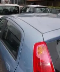 FIAT Grande Punto 1.4 5 porte Dynamic Natural Power rif. 7115104 FIAT Grande Punto 1.4 5 porte Dynamic Natural Power rif. 7115104