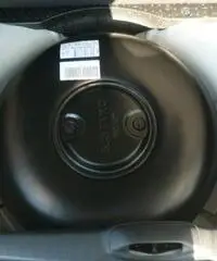 PEUGEOT 208 1.2 GPL KM 0 30/11/2016 ACTIVE SILVER PEUGEOT 208 1.2 GPL KM 0 30/11/2016 ACTIVE SILVER