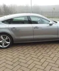 Audi A7 SPB 3.0 V6 TDI quattro S tronic Audi A7 SPB 3.0 V6 TDI quattro S tronic
